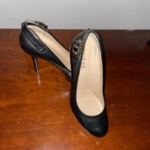 Ladies Guess 👠 Platform Heels